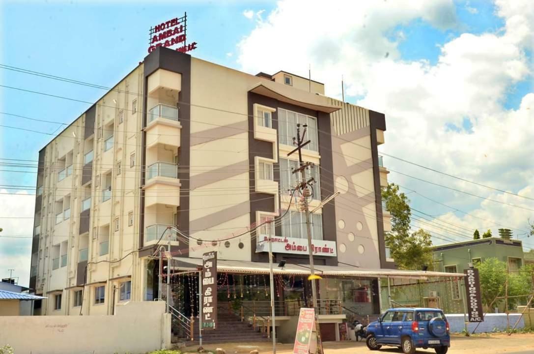 Hotel Ambai Grand Ambāsamudram Екстериор снимка